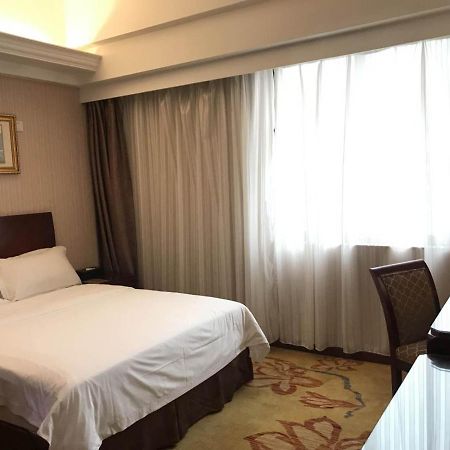 Vienna Hotel Shenzhen Yinhu Bus Station Luaran gambar